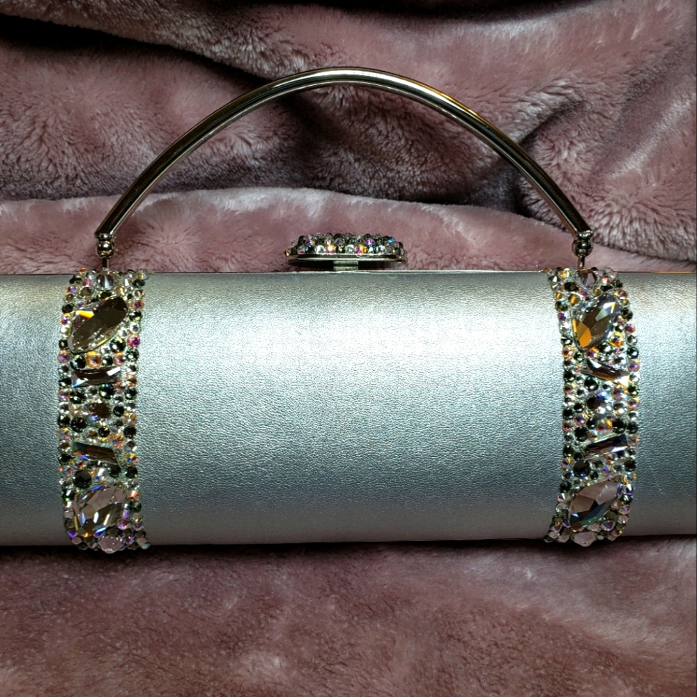 Jimmy Crystal Clutch